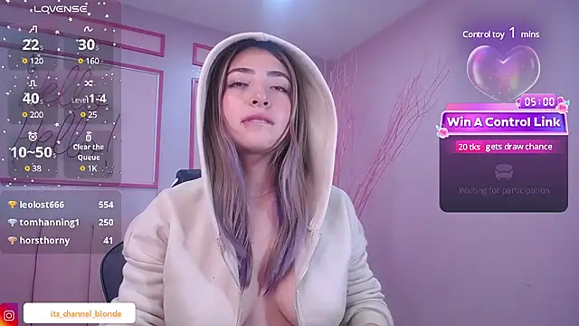 Snapshot of channel_blonde_a chatting on 01/02/25, 07:51 channel blonde a online show from 01/02/25, 07:51