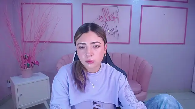 Snapshot of channel_blonde_a chatting on 01/09/25, 04:49 channel blonde a online show from 01/09/25, 04:49