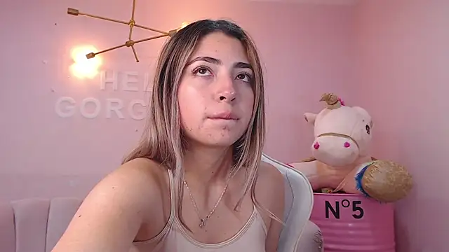 Snapshot of channel_blonde_a chatting on 01/29/25, 10:43 channel blonde a online show from 01/29/25, 10:43