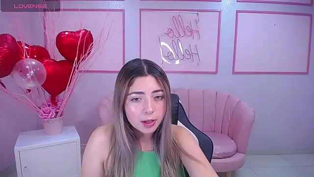 Snapshot of channel_blonde_a chatting on 02/05/25, 04:36 channel blonde a online show from 02/05/25, 04:36