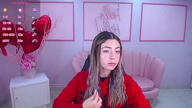 Snapshot of channel_blonde_a chatting on 02/06/25, 04:36 channel blonde a online show from 02/06/25, 04:36