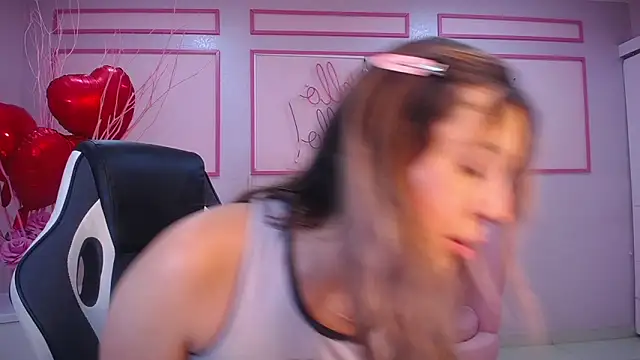 Snapshot of channel_blonde_a chatting on 02/07/25, 07:49 channel blonde a online show from 02/07/25, 07:49