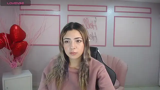 Snapshot of channel_blonde_a chatting on 02/10/25, 04:25 channel blonde a online show from 02/10/25, 04:25