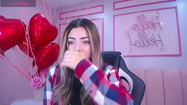 Snapshot of channel_blonde_a chatting on 02/12/25, 04:33 channel blonde a online show from 02/12/25, 04:33