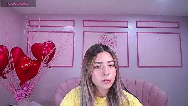 Snapshot of channel_blonde_a chatting on 02/18/25, 04:37 channel blonde a online show from 02/18/25, 04:37