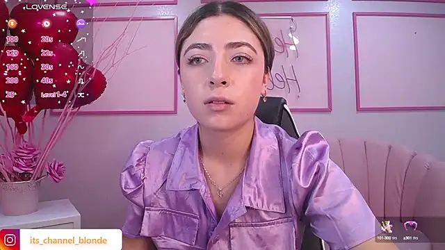 Snapshot of channel_blonde_a chatting on 02/21/25, 07:43 channel blonde a online show from 02/21/25, 07:43