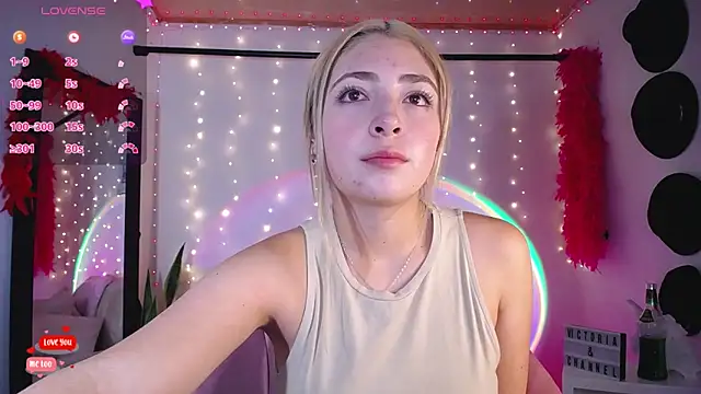 Snapshot of channel_blonde_a chatting on 03/20/25, 06:31 channel blonde a online show from 03/20/25, 06:31