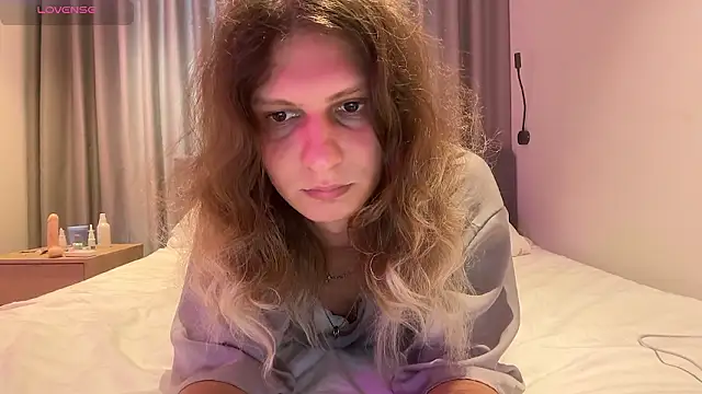 Alice Pinkhead online show from 02/17/26, 08:00