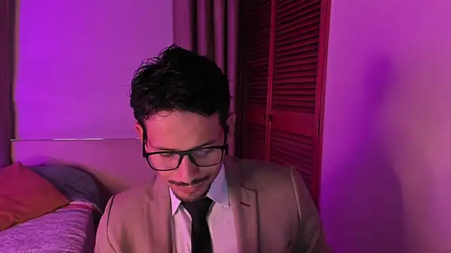 Nicholasrodrii online show from 02/18/26, 09:11