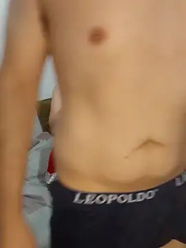 Snapshot of Tripisv chatting on 12/04/24, 01:25 Tripisv online show from 12/04/24, 01:25