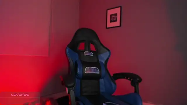 adamjackson  online show from 09/19/25, 02:13