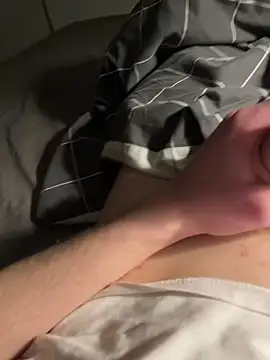 Snapshot of Jan4576 chatting on 02/07/25, 08:20 Jan4576 online show from 02/07/25, 08:20