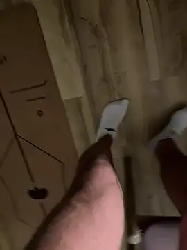 Snapshot of YoungCouple0604 chatting on 02/09/25, 11:15 YoungCouple0604 online show from 02/09/25, 11:15