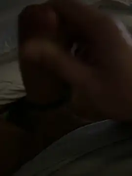 Snapshot of YoungCouple0604 chatting on 10/03/25, 01:13 YoungCouple0604 online show from 10/03/25, 01:13