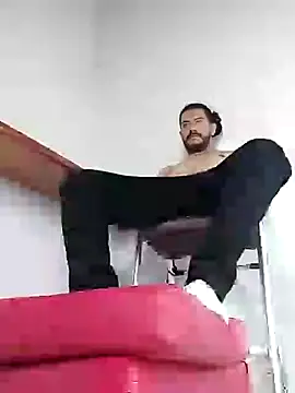 AndresSmith   online show from 12/14/24, 09:45