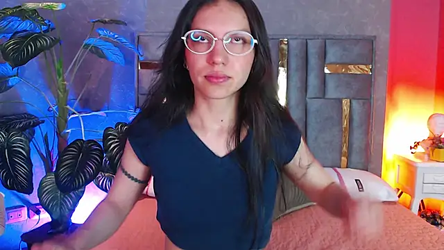 Snapshot of Bianca_ks chatting on 11/20/25, 03:07 Bianca ks online show from 11/20/25, 03:07