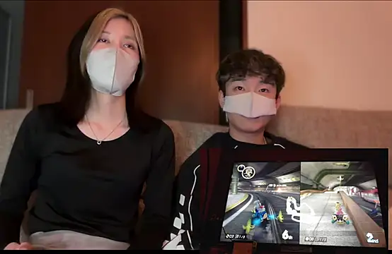 Snapshot of guerrilla_gansya722 chatting on 02/14/25, 02:12 guerrilla gansya722 online show from 02/14/25, 02:12