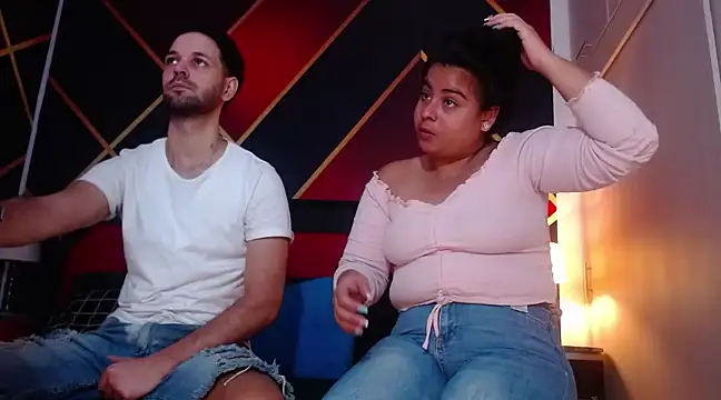 Snapshot of CindyandCarlo chatting on 01/07/25, 04:05 CindyandCarlo online show from 01/07/25, 04:05