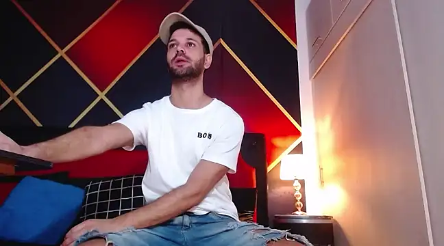 Snapshot of CindyandCarlo chatting on 01/11/25, 01:11 CindyandCarlo online show from 01/11/25, 01:11