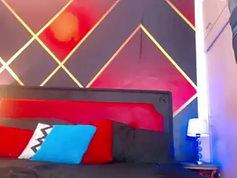 Snapshot of CindyandCarlo chatting on 02/05/25, 03:52 CindyandCarlo online show from 02/05/25, 03:52