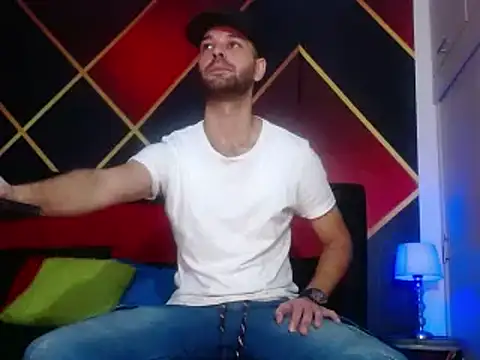 Snapshot of CindyandCarlo chatting on 02/26/25, 03:41 CindyandCarlo online show from 02/26/25, 03:41