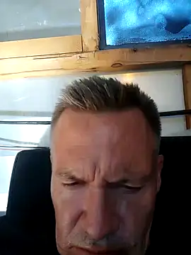 ed44435 online show from 11/08/25, 06:51