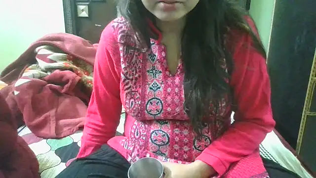 Snapshot of couplesuni chatting on 12/09/24, 04:12 couplesuni online show from 12/09/24, 04:12