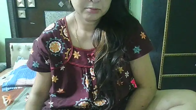 Snapshot of couplesuni chatting on 09/12/25, 10:37 couplesuni online show from 09/12/25, 10:37