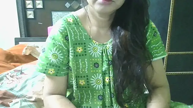 Snapshot of couplesuni chatting on 09/21/25, 05:31 couplesuni online show from 09/21/25, 05:31