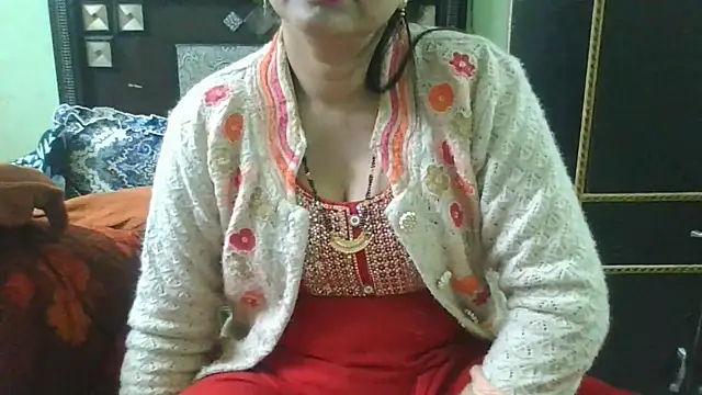 Snapshot of couplesuni chatting on 11/22/25, 11:20 couplesuni online show from 11/22/25, 11:20