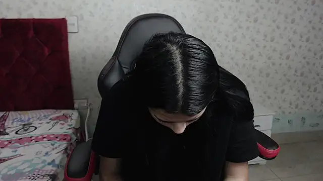 Snapshot of kayla_k18 chatting on 03/14/25, 07:34 kayla k18 online show from 03/14/25, 07:34