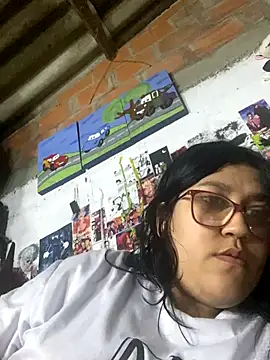 dafne19  online show from 11/29/25, 04:37