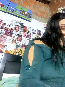 dafne19  online show from 01/14/26, 05:35