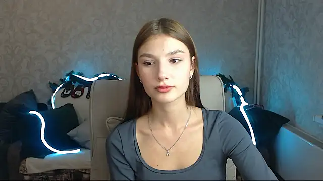 Snapshot of AnaHoney chatting on 12/03/24, 04:58 AnaHoney online show from 12/03/24, 04:58