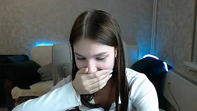 Snapshot of AnaHoney chatting on 03/04/25, 01:17 AnaHoney online show from 03/04/25, 01:17