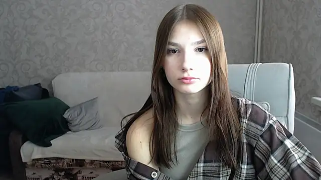 Snapshot of AnaHoney chatting on 03/10/25, 06:27 AnaHoney online show from 03/10/25, 06:27