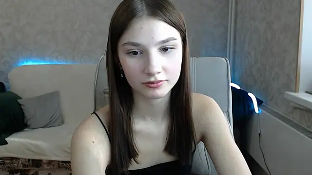 Snapshot of AnaHoney chatting on 03/13/25, 08:26 AnaHoney online show from 03/13/25, 08:26