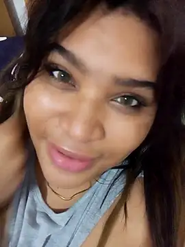 ambarlennoix online show from 02/08/25, 06:12