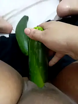 ambarlennoix online show from 04/10/26, 09:14