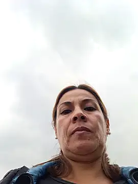 Snapshot of Zaralu_ chatting on 12/05/24, 08:55 Zaralu online show from 12/05/24, 08:55