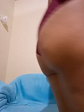 Snapshot of Zaralu_ chatting on 01/10/25, 11:29 Zaralu online show from 01/10/25, 11:29