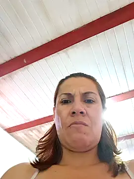 Snapshot of Zaralu_ chatting on 01/29/25, 10:11 Zaralu online show from 01/29/25, 10:11