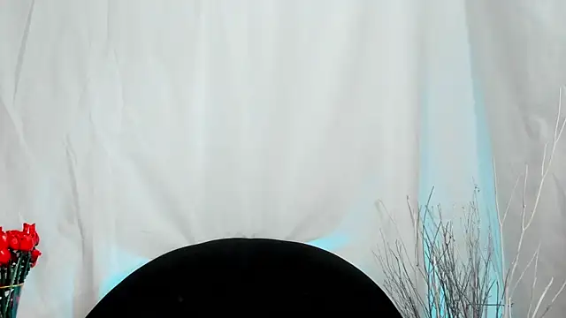 LukaCastillo online show from 10/31/25, 09:38