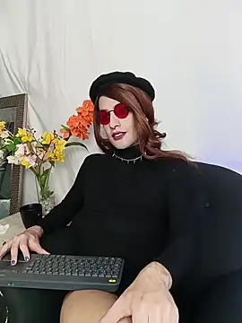 LukaCastillo online show from 11/07/25, 09:04