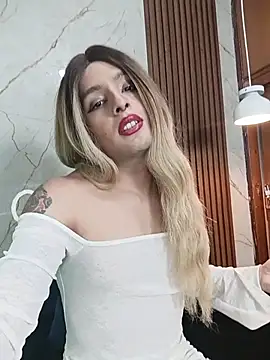 LukaCastillo online show from 11/10/25, 10:09