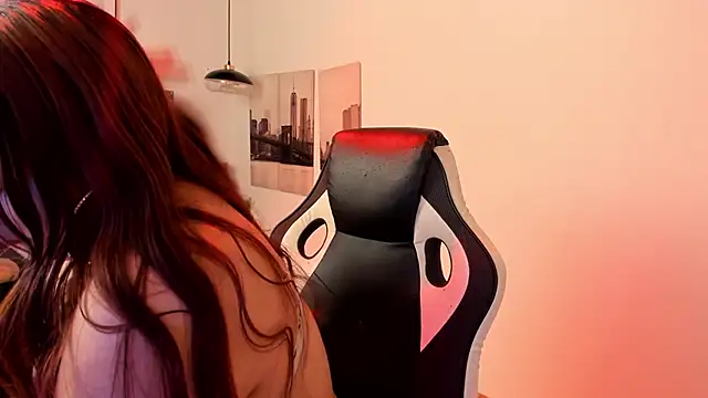 Snapshot of Alaia_Cute chatting on 02/28/25, 02:53 Alaia Cute online show from 02/28/25, 02:53