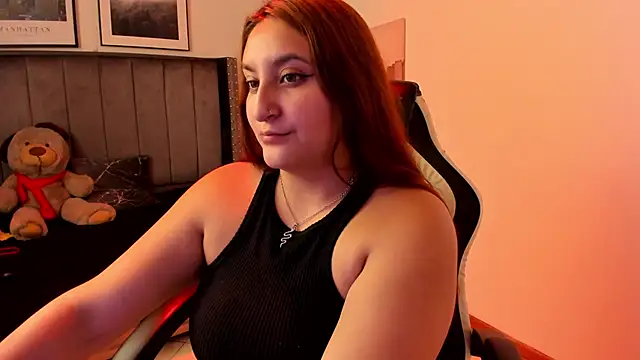 Snapshot of Alaia_Cute chatting on 03/03/25, 08:38 Alaia Cute online show from 03/03/25, 08:38