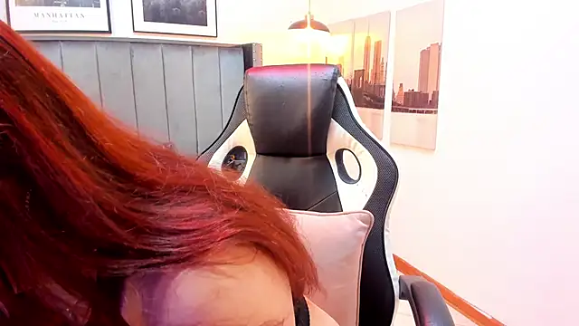 Snapshot of Alaia_Cute chatting on 03/11/25, 05:49 Alaia Cute online show from 03/11/25, 05:49