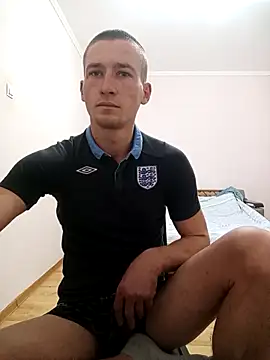 Snapshot of serhii19791 chatting on 12/21/25, 11:39 serhii19791 online show from 12/21/25, 11:39