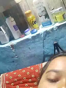 Snapshot of Natasha-In69 chatting on 12/13/24, 12:20 Natasha-In69 online show from 12/13/24, 12:20